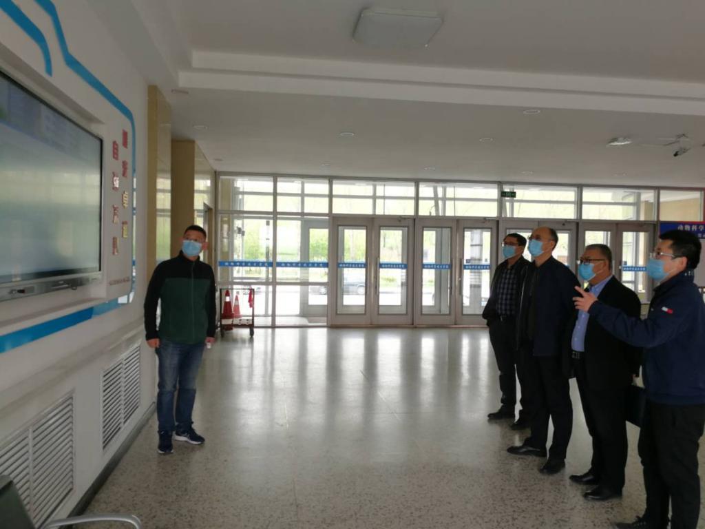 付强一行听取学院汇报